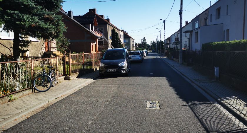 Mieszkańcy Reymonta chcą progu zwalniającego 