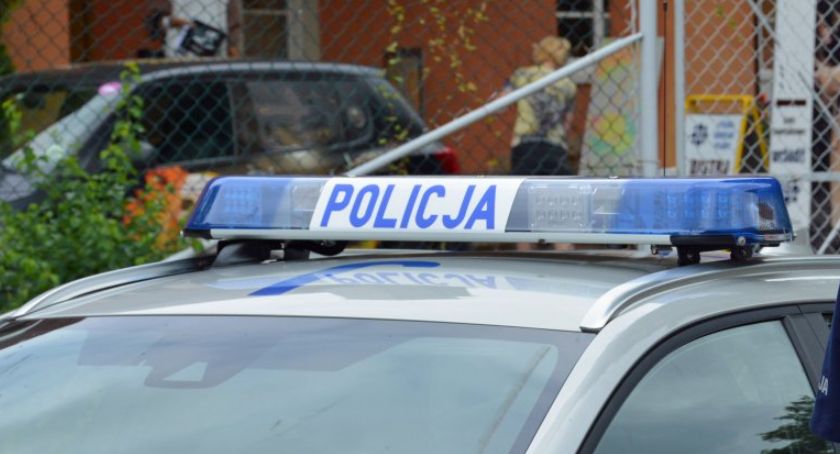 Policjanci uratowali mężczyznę. Chciał targnąć się na swoje życie