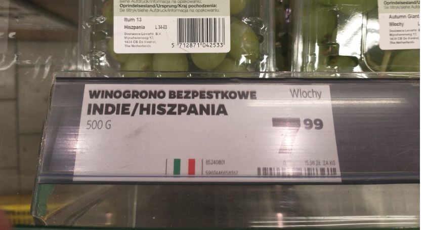 Skąd te owoce? Markety wprowadzają klientów w błąd 