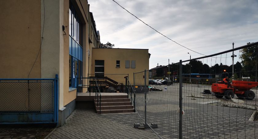 Powiat ogłasza swój przetarg na centrum przesiadkowe