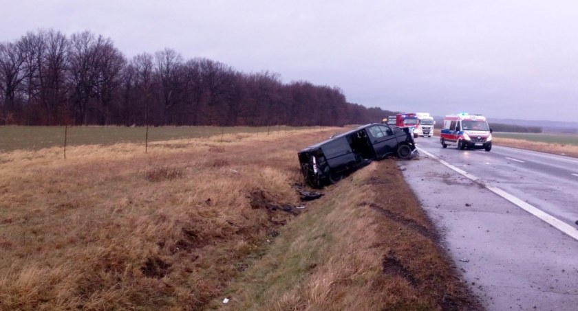 Zderzenie na krajówce w Kamienicy. Sprawcą był pijany kierowca BMW