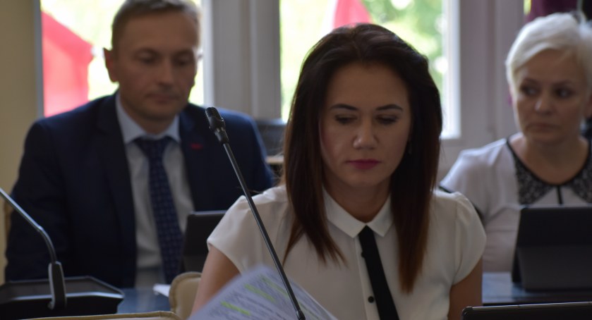 Radna Szewczuk straci stanowisko za krytykę burmistrza