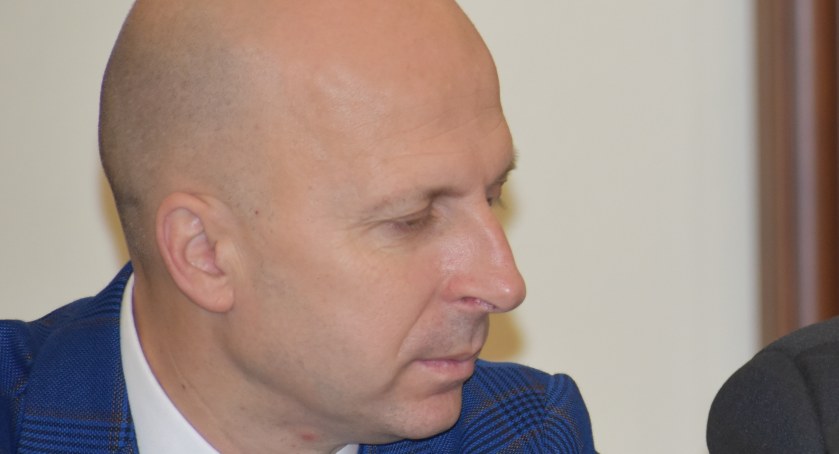 Radnemu się dostało
