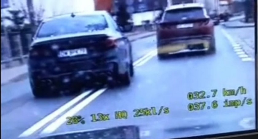 Kierowca BMW dostał 2500 zł za prędkość