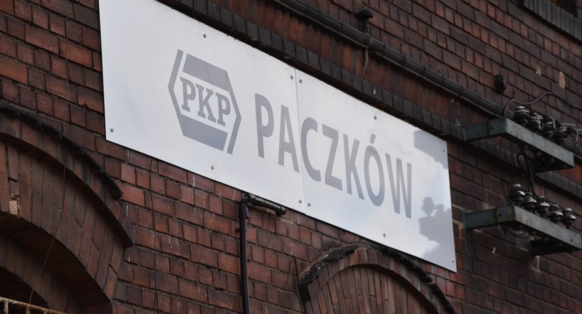 Dworzec PKP odstrasza! Zabytkowy zegar zniknął 