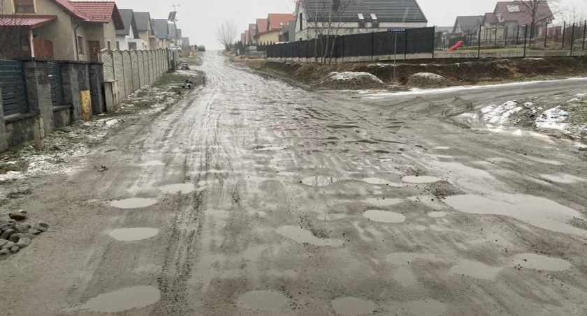 Budowa dróg na Orląt Lwowskich wyleciała z budżetu miasta  
