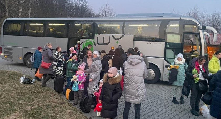 Oświadczenie w sprawie pomocy uchodźcom z Pokrzywnej 