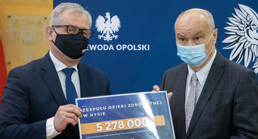 Szpitale z milionami 