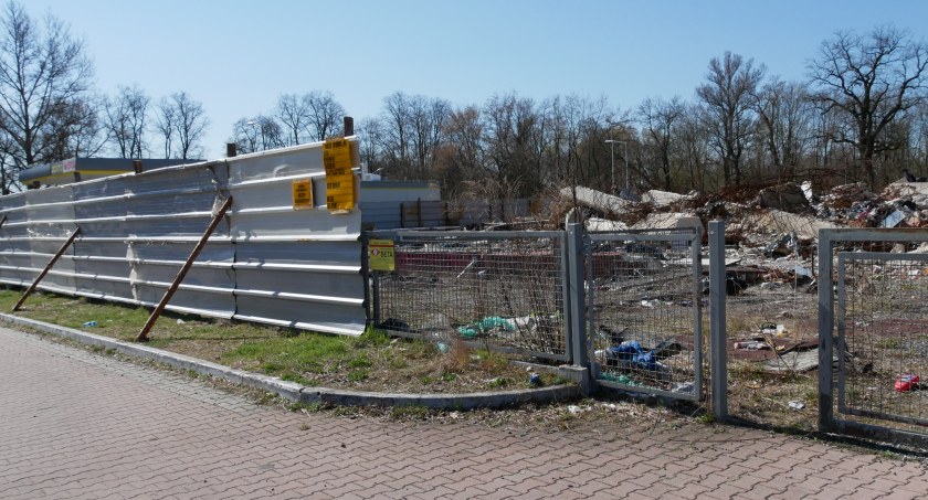 Gruzowisko ogrodzone 