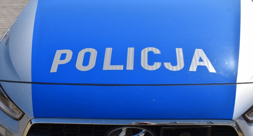 Zderzenie motocyklisty z samochodem osobowym