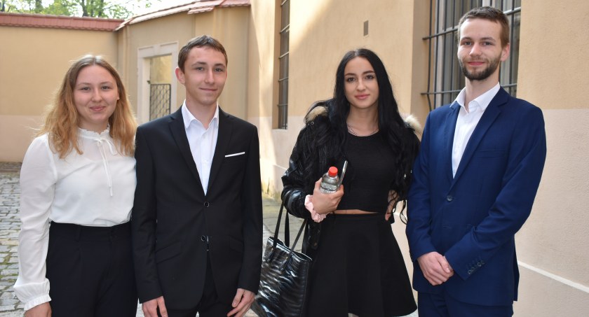 Maturzyści, jesteśmy z Wami!