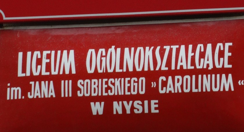 Kto będzie dyrektorem Carolinum?