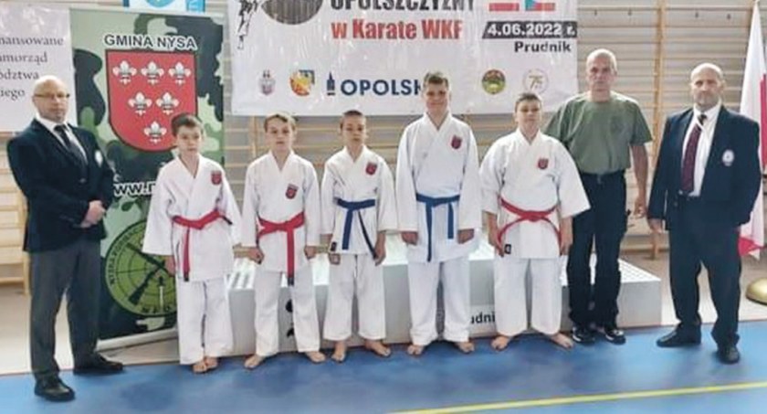 Osiem medali nyskich karateków