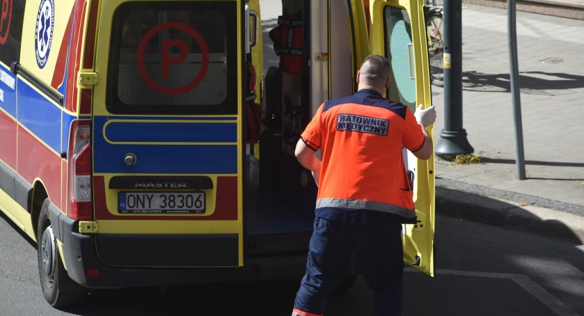 Tragedia! Mąż znalazł ciało żony w basenie