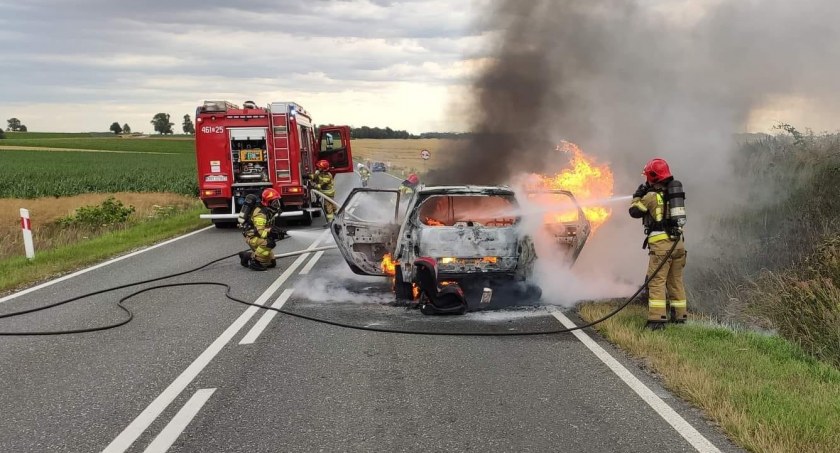 Renault spłonęło doszczętnie na DK 41!