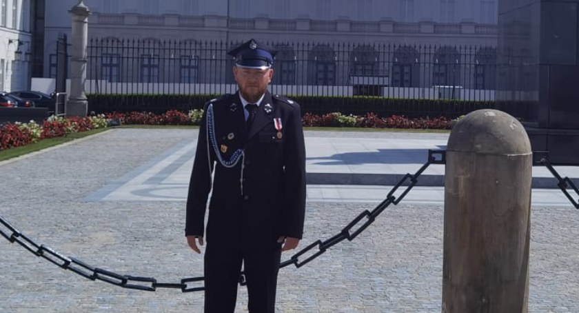 Szymon Talarowski uratował człowieka. Został odznaczony przez Prezydenta RP