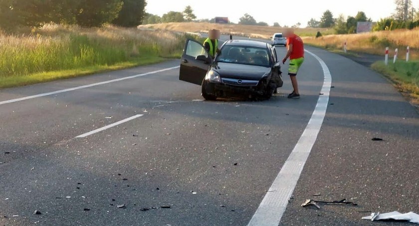 Dramat! Kobieta wjechała pod ciężarówkę a później została potrącona