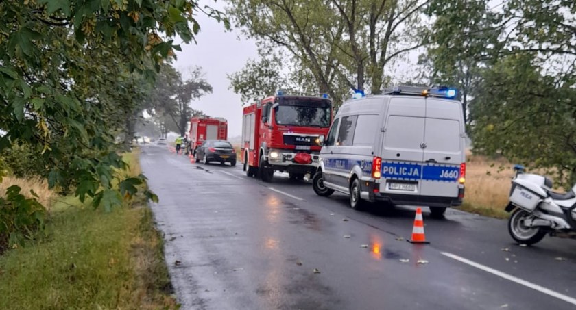 Jedna trasa, 6 uszkodzonych aut