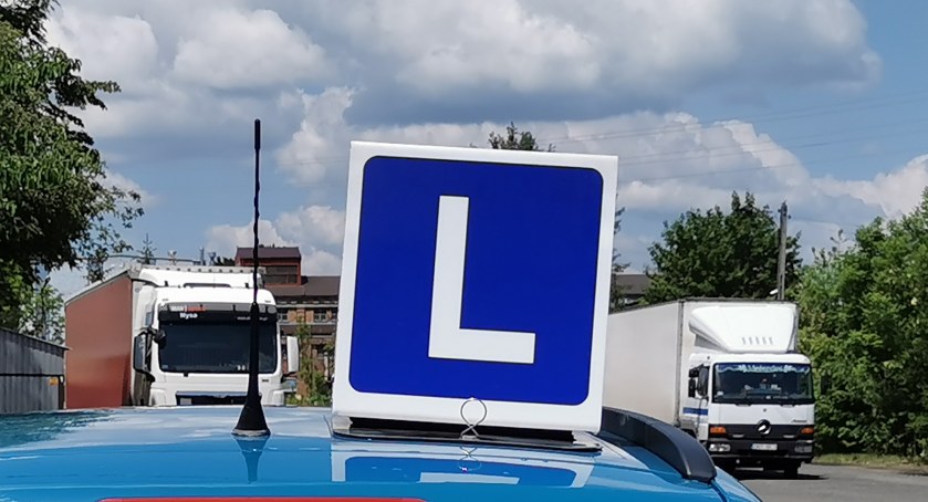 Pijany instruktor jazdy. Złapała go policja 