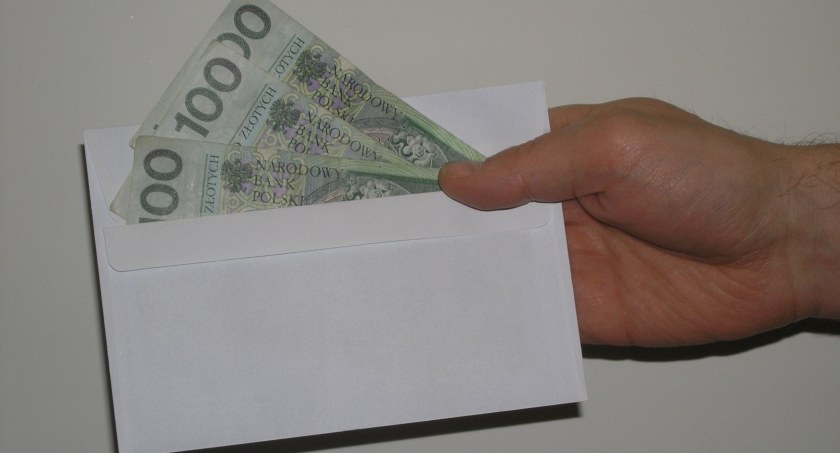 Jak walczyć o alimenty za granicą? 