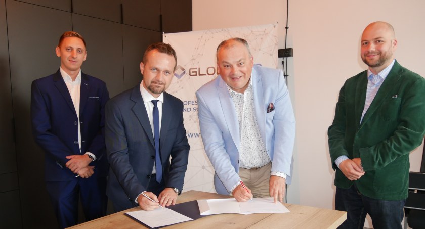 Drukarz 3D - zawód przyszłości. Nyska firma wspiera naukę