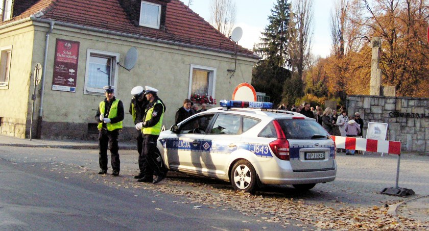 Wszystkich Świętych na drogach 
