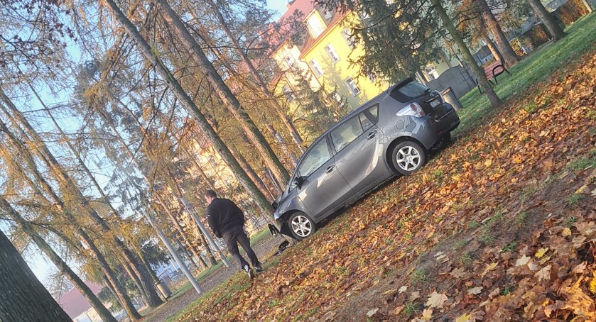 Potrącił mężczyznę i uciekł z miejsca wypadku