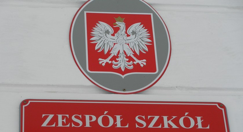 Pracownicy szkół chcą podwyżek 