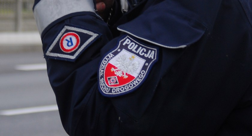Wyprzedzał na pasach, zatrzymała go policja