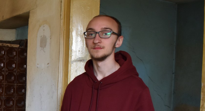 Brat walczy o opiekę nad siostrą 
