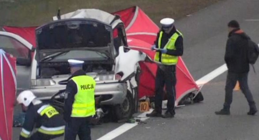 Policja poszukuje świadków wypadku, w którym zginął ojciec z córką 