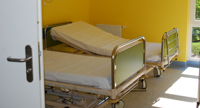 Błędy medyczne w szpitalu. Ile spraw prowadzi prokuratura? 