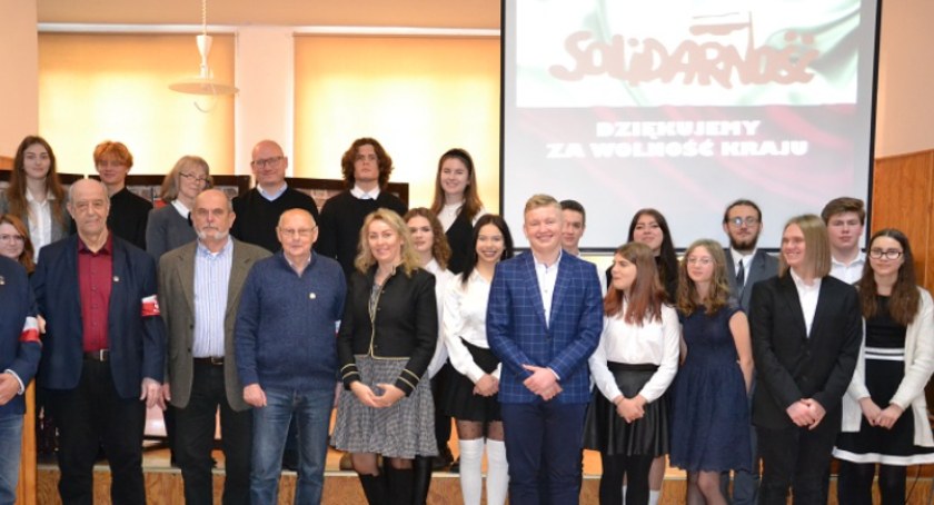 W hołdzie ofiarom i represjonowanym w stanie wojennym 