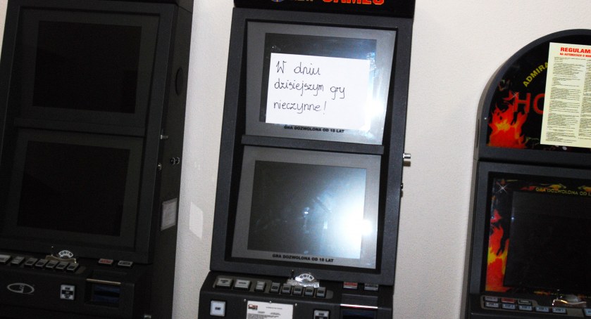 Nielegalny hazard. 100 tysięcy kary za jeden automat 