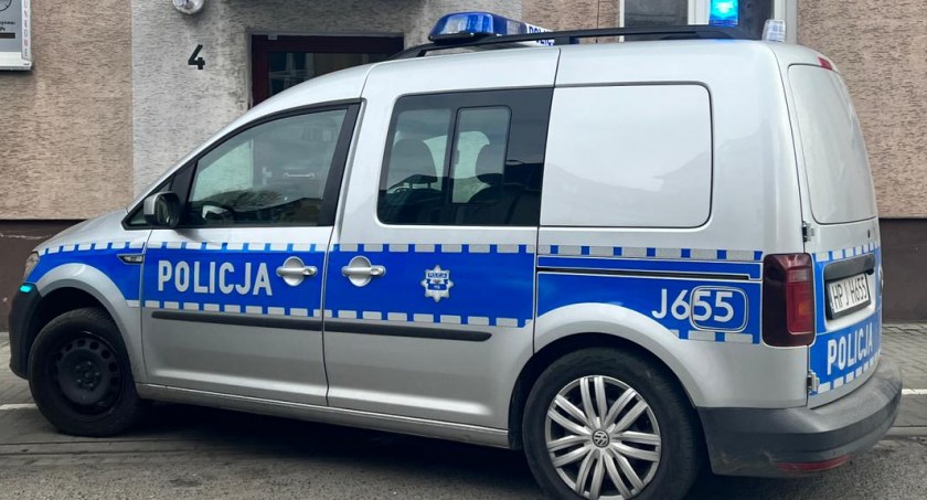 Zwłoki w mieszkaniu w Paczkowie. Znaleźli je robotnicy