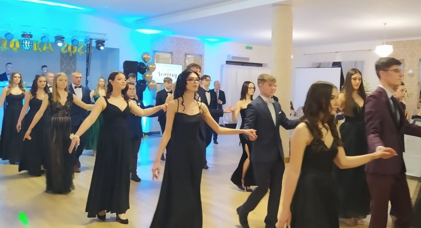 Czas studniówek. Wspomnienia pozostają na zawsze