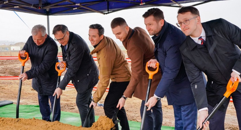 Invest - Park buduje halę przemysłową w Radzikowicach 
