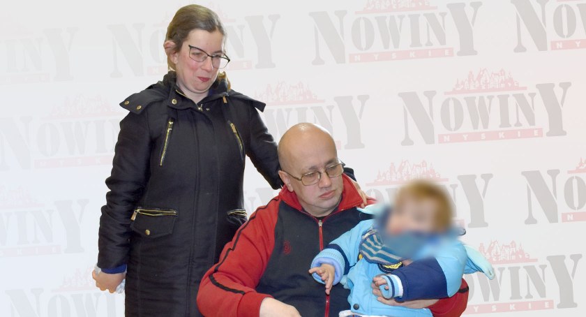 Nie oddamy naszego dziecka! Rodzice pod kontrolą sądu 