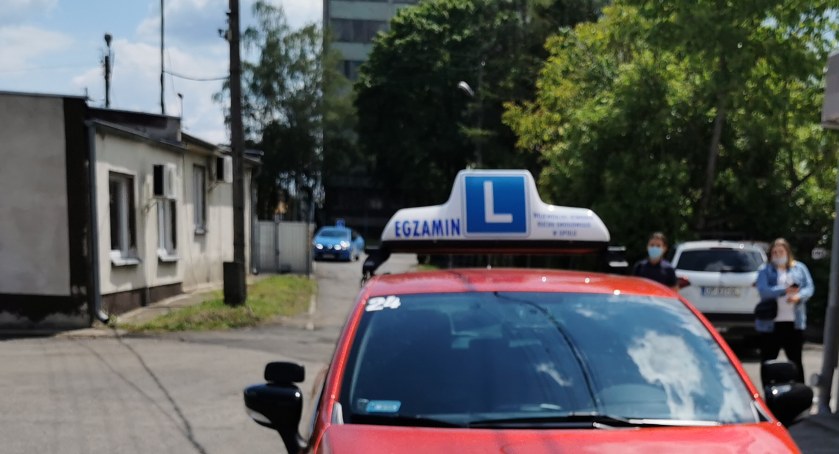 Więcej za egzamin na prawo jazdy