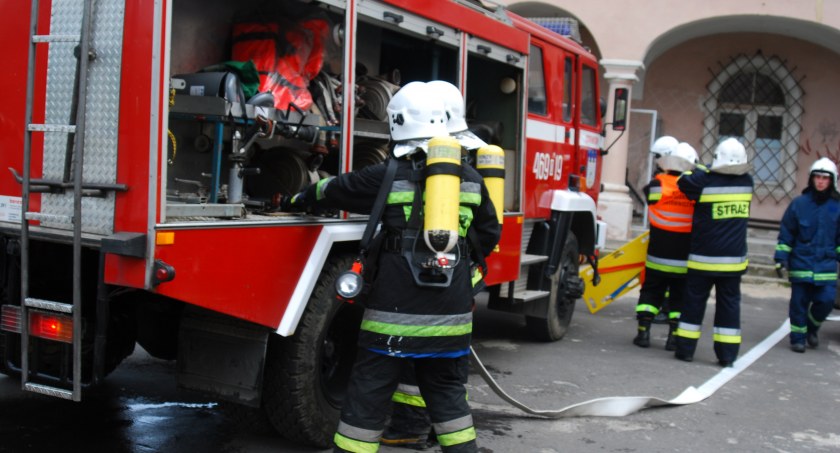 Miał być milion na wóz strażacki, jest połowa 