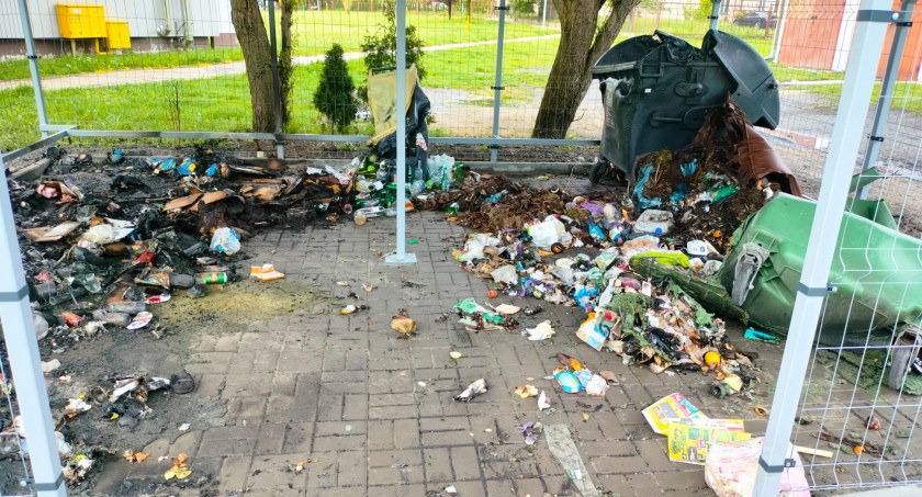 Spłonęła wiata śmietnikowa. Kolejne podpalenie w Głuchołazach?