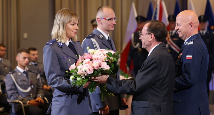 Nyscy policjanci nagrodzeni medalami