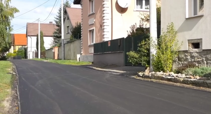 Wymiana nawierzchni dróg na terenie gminy Otmuchów