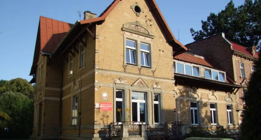 Długi po Szkole Mistrzostwa Sportowego