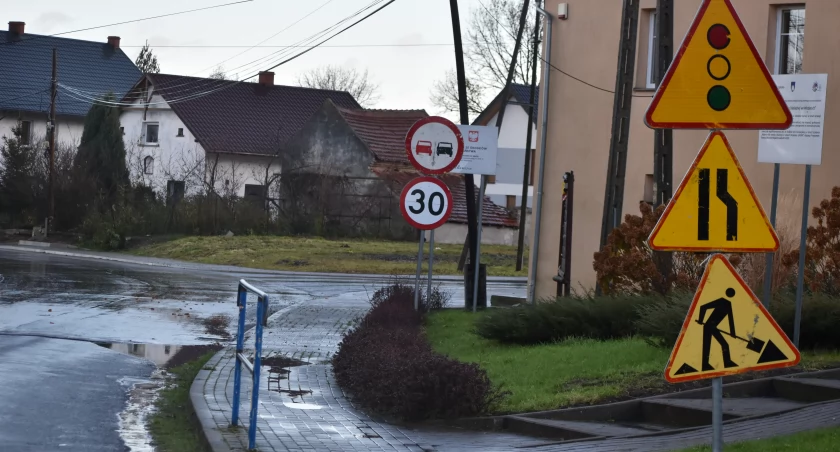 Koniec drogowej gehenny we Włodarach 