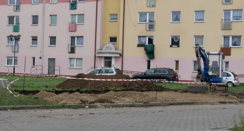 Smród, brud i szczury! Śmietnik pod oknami mieszkańców 