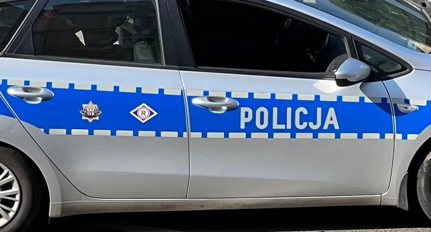 17-latek pod wpływem w szkole