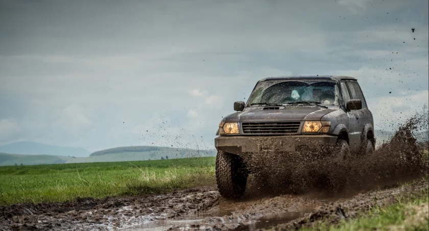 Wyciągarka samochodowa, czyli niezastąpiony element podczas offroadu