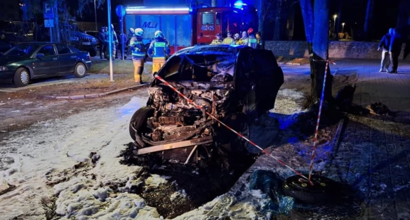 Pożar samochodu osobowego