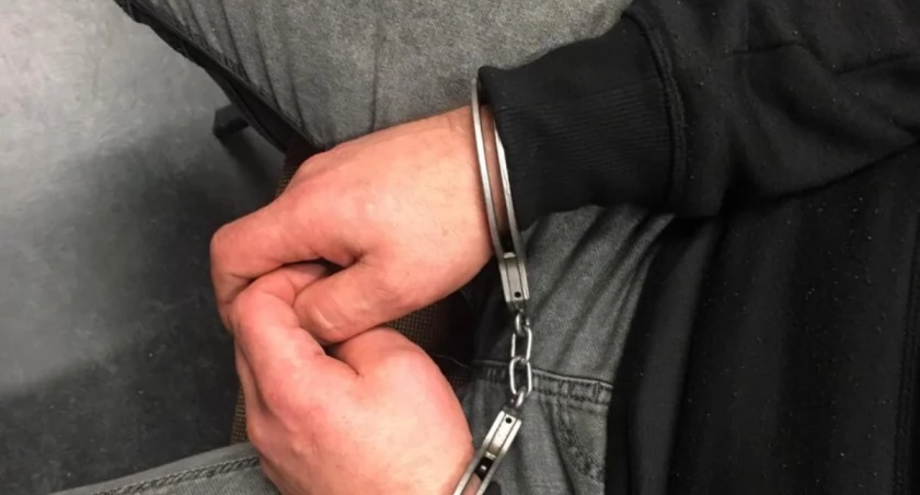 Próbował okraść dom. Wpadł w ręce policjantów
